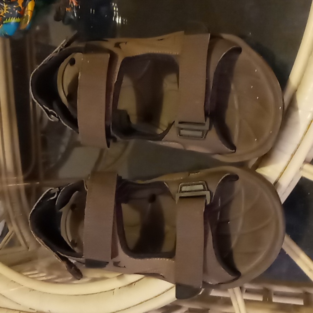 Women's Reel Legends sandals